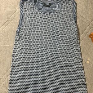Oiselle Women's Flow Tank in Blue and White.